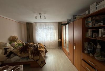 Casă cu 3 camere cu Teren 1079 Mp în Târnova - 14