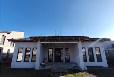 Casă individuală cu 4 camere cu Canalizare în Moșnița Nouă - 3