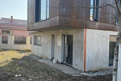 Duplex cu arhitectura deosebita , Borhanci