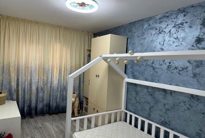 Apartament cu 3 camere decomandat în Central - 1