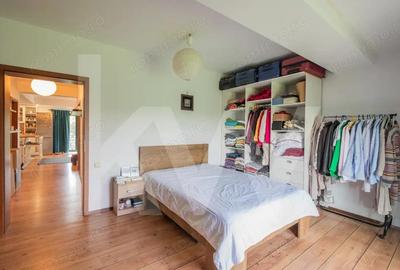 Apartament spa?ios 3 camere, Cisnadie, zona lini?tita, comision 0% - 13