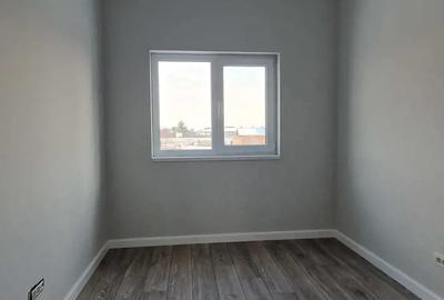 Casă cu 4 camere cu Teren 274 Mp în Remetea Mare - 1