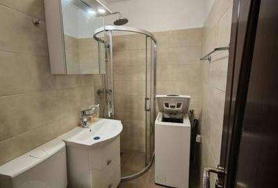 Metrou Aparatorii Patriei Garsoniera renovata Str Emil Racovita - 6