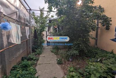 Casă cu 3 camere cu Garaj în Andronache - 2