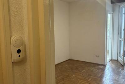 Garsonieră în Astra