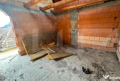 Casă cu 5 camere cu Teren 1900 Mp în Arcalia - 3
