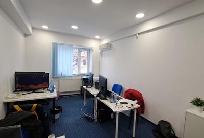 Birou, de 51 mp, în 1 Mai - 2