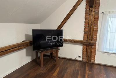 Casă cu 10 camere cu Teren 482 Mp în Central - 8