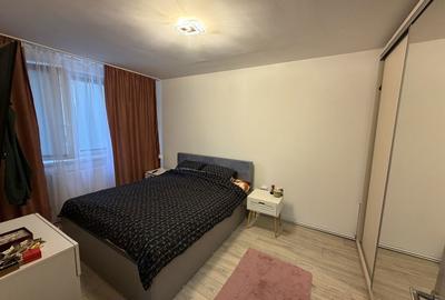 Apartament cu 3 camere decomandat în Rovine - 8