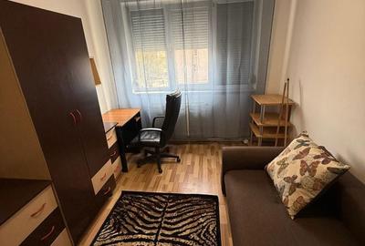 Apartament cu 3 camere semidecomandat în Central - 14