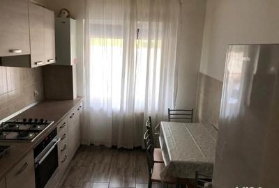 Inchiriez in Tudor,apartament,2 camere mare. - 2