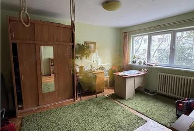 Apartament 4 camere Decomandat Dacia Etaj 1 - 6