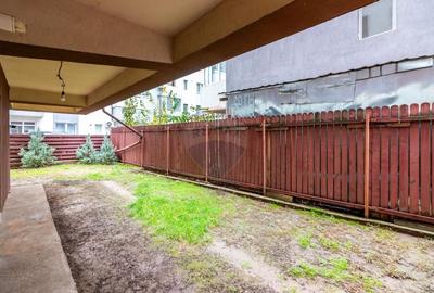 Apartament cu 4 camere si gradina proprie de vanzare/ str.  Amurgului - 18