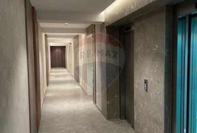 Apartament cu 2 camere semidecomandat în Tractorul - 8
