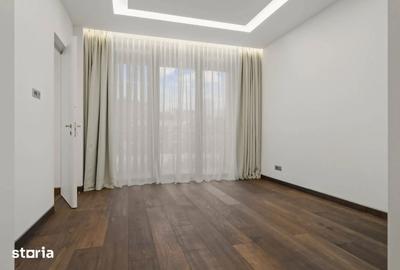 Apartament cu 4 camere în Kiseleff