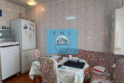 Apartament 3 camere langa Scoala Gimnaziala nr 165 .Al. Slatioara sec4 - 5