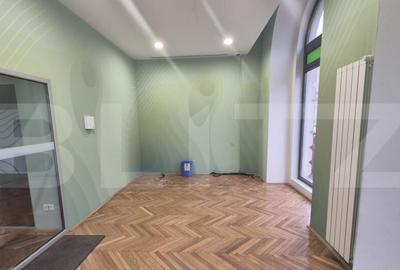 Inchiriere sediu bancar, 284 mp, zona ultracentrala - 1