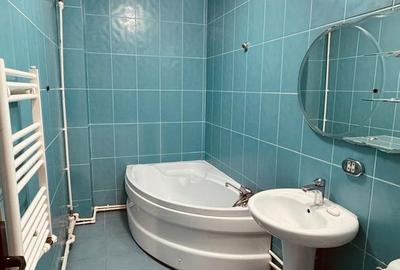 Apartament cu 2 camere decomandat în Micro 20 - 2