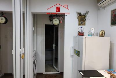 Apartament cu 2 camere decomandat în C5 - 2