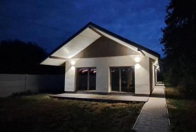 Casa de inchiriat 4 camere, 2 bai la 20 km Fabrica de Glucoza pe A3 - 12