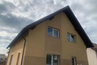 Casă cu 5 camere cu Teren 395 Mp în Malu Mare - 5
