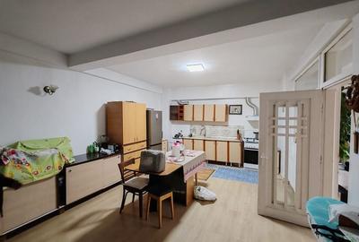 Casa 5 camere - langa metrou Brancoveanu - curte, centrala, mansarda Casa 5 camere - langa metrou Brancoveanu - curte, centrala, mansarda - 3