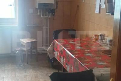 Casă cu 5 camere cu Teren 750 Mp în Central - 10