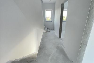 Comision 0% -Triplex  P+1E+M-Sacalaz -finisaje la alegere - 44