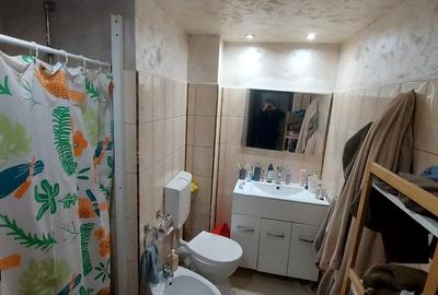 Propietar Vand apartament 4 camere - 1