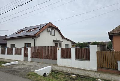 Casă cu 4 camere în Vetiș - 5