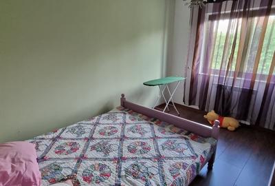 Casă cu 5 camere cu Teren 2000 Mp în Central - 9