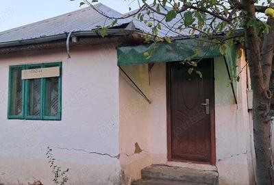Teren+ casa de vanzare - 2