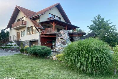 Casă cu 4 camere în Sărătura - 2