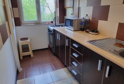 Apartament cu 2 camere semidecomandat în Berceni - 16