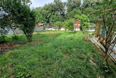 Casă cu 4 camere cu Teren 3438 Mp în Central