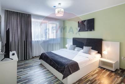 Pensiune de vanzare cu piscina la 200 m distanta de mare / Mamaia Nord - 2