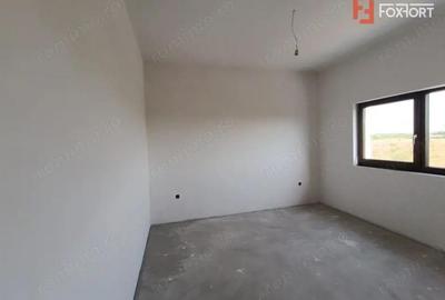 Triplex 5 camere, 2 bai, 114 mp utili, zona Plopi Timisoara - V8613 - 1