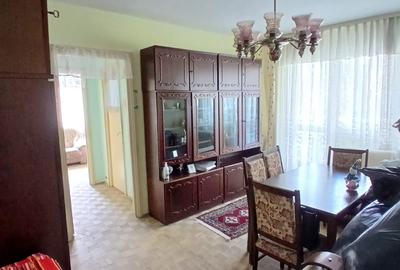 Apartament cu 2 camere semidecomandat în Astra