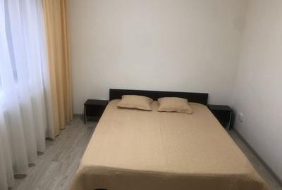 Apartament cu 3 camere decomandat în Central - 1