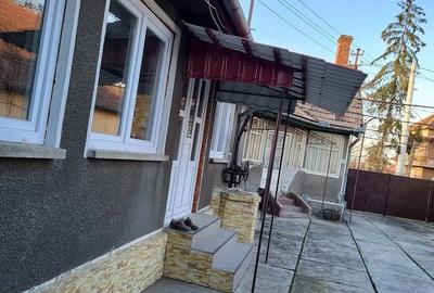 Casă cu Teren 800 Mp în Central - 4