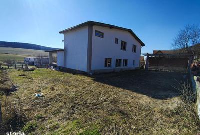 Casă cu 4 camere în Cotuș - 4