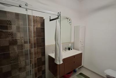 Ocazie!!!  Blascovici – Casa 8  camere - Proiect  2  Familii - 13