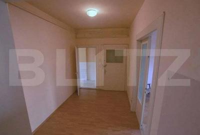 Apartament cu 4 camere în Centrul Civic - 8