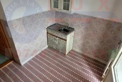 Apartament cu 3 camere decomandat în E3 - 4