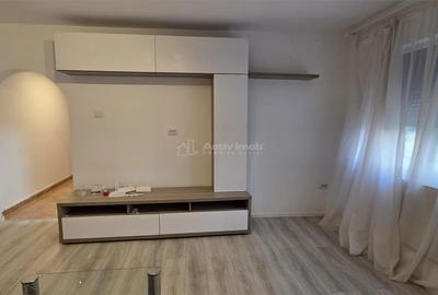 Apartament cu 2 camere decomandat, mobilat în Micro 6 - 3