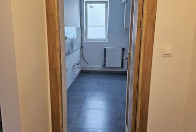 Apartament cu 2 camere decomandat în Piața Centrală - 1