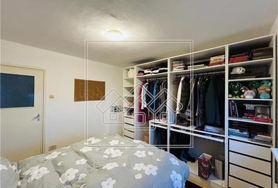 Apartament de vanzare in Sibiu - 3 camere si balcon - decomandat - 15