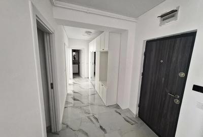 Apartament cu 3 camere decomandat, mobilat în Central - 1