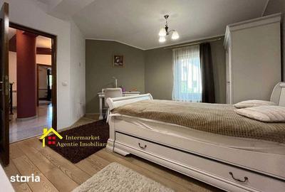 Casă cu 4 camere cu Teren 291 Mp în Central - 3