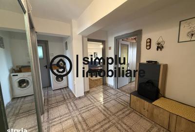 Apartament cu 3 camere decomandat în Sărari - 18
